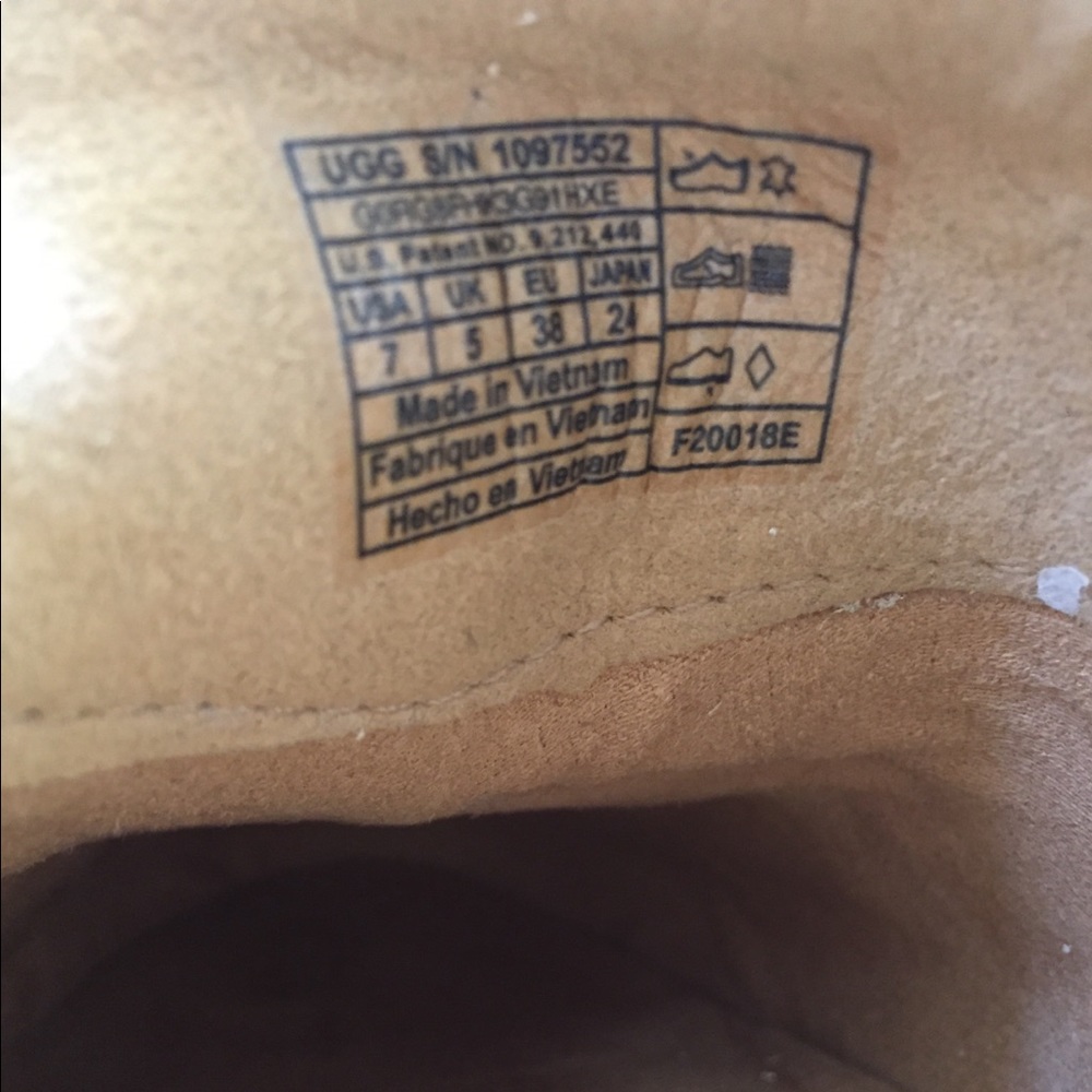 UGG Atwater Metallic Wedge Loafer - Picture 6 of 8